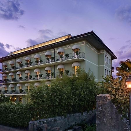 Palace Hotel San Pietro Bardolino Bagian luar foto